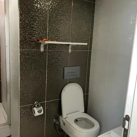 Cosy Flat In Heart Of 安塔利亚